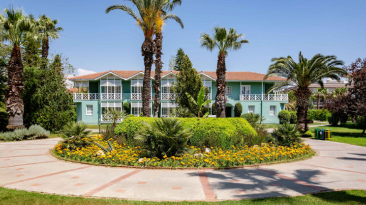 Euphoria Palm Beach Resort